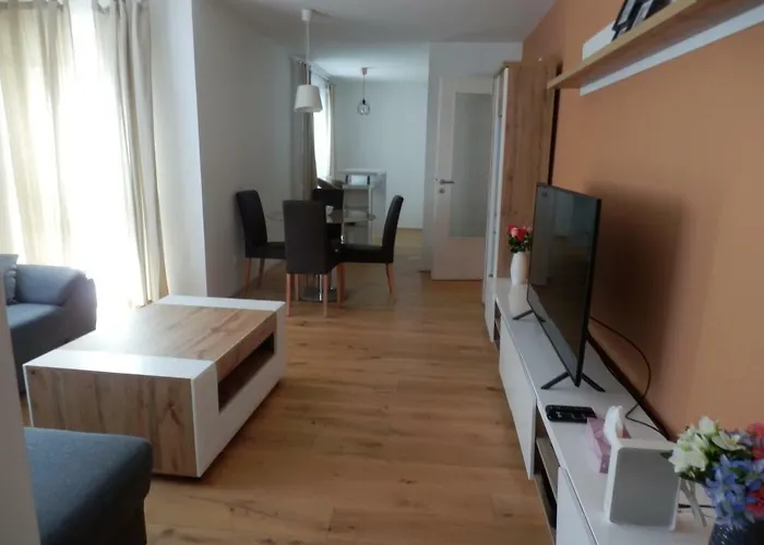 Spacious, Modern 1-bdrm Near Vic & Austria Ctr Vienna