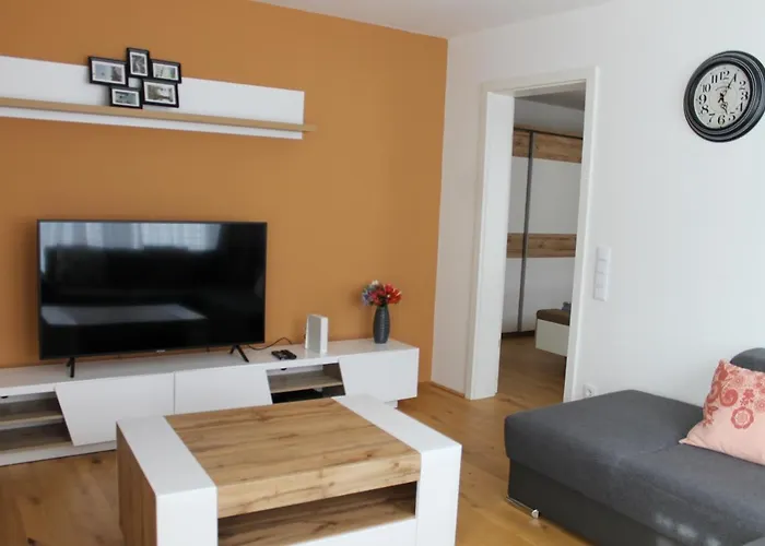 Spacious, Modern 1-bdrm Near Vic & Austria Ctr * Vienna